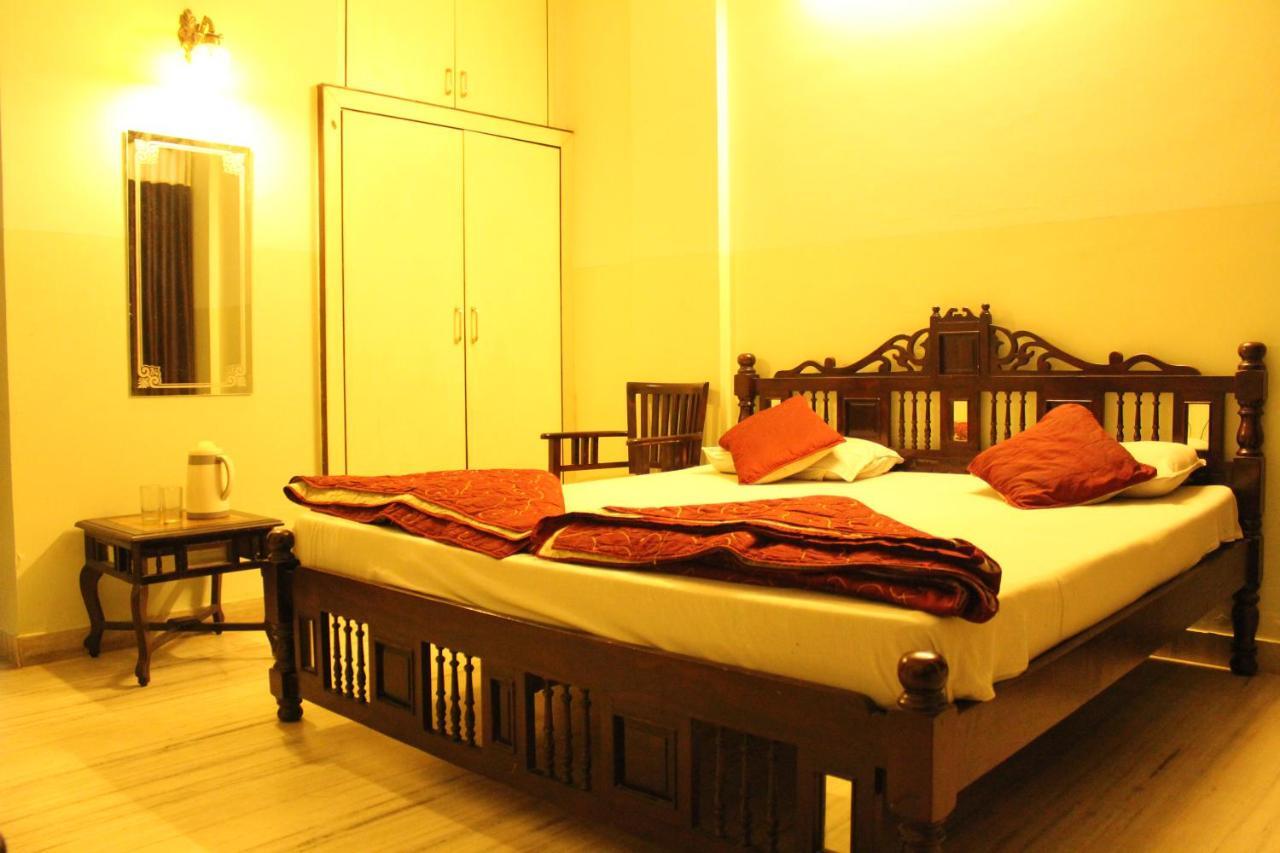 Hotel The Chit Chat Palace Džajpur Exteriér fotografie